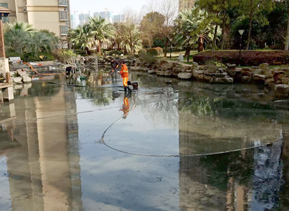 尤溪景观池淤泥清理