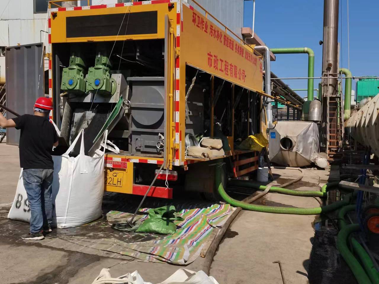 尤溪淤泥压干处理